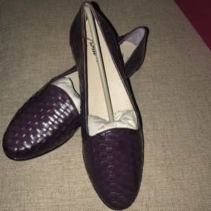 Trotters leather low heel flats